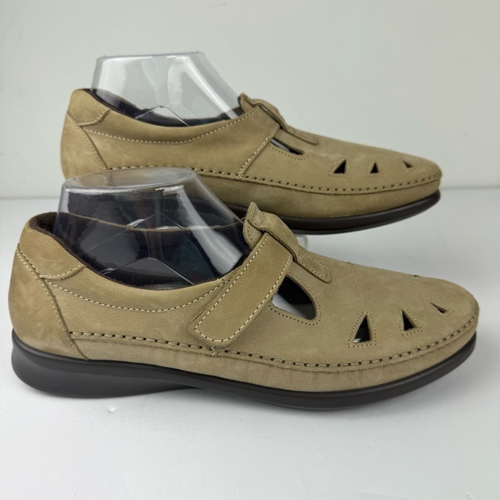 SAS Womens 10.5N Tan Beige Leather Roamer EZ Strap Walking Shoe